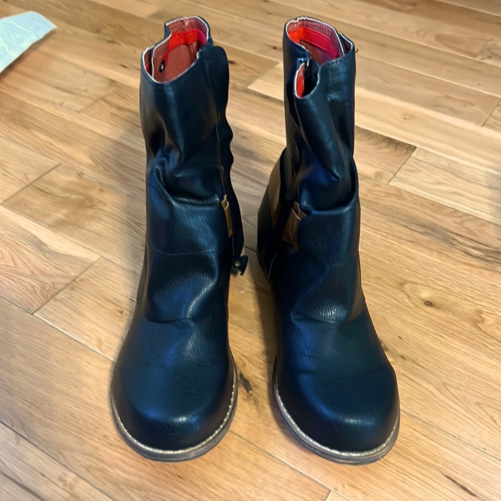 LALA IKAI Boots